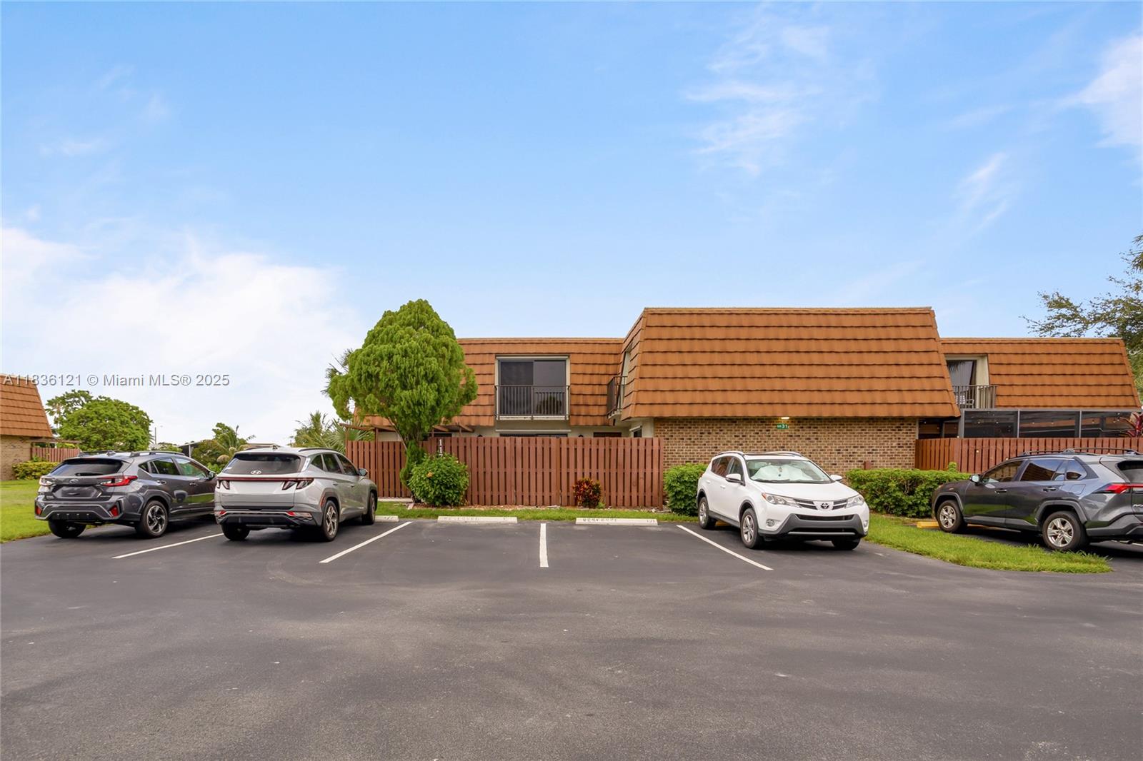 1170 SW 118th Ter