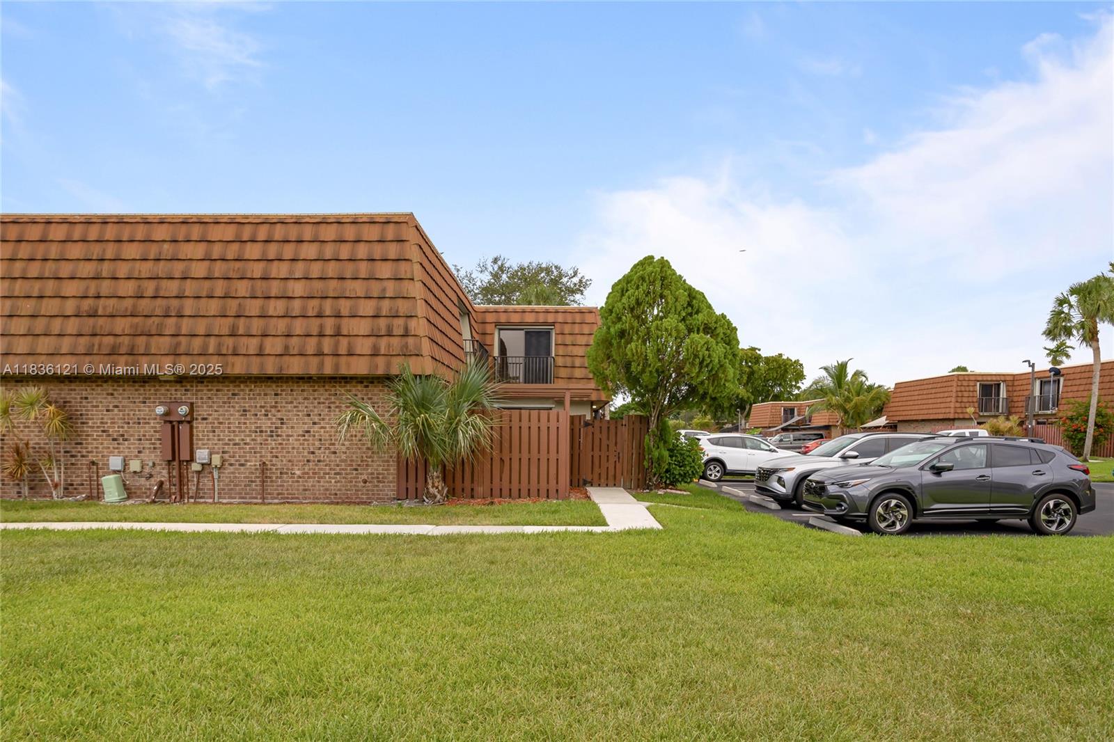 1170 SW 118th Ter