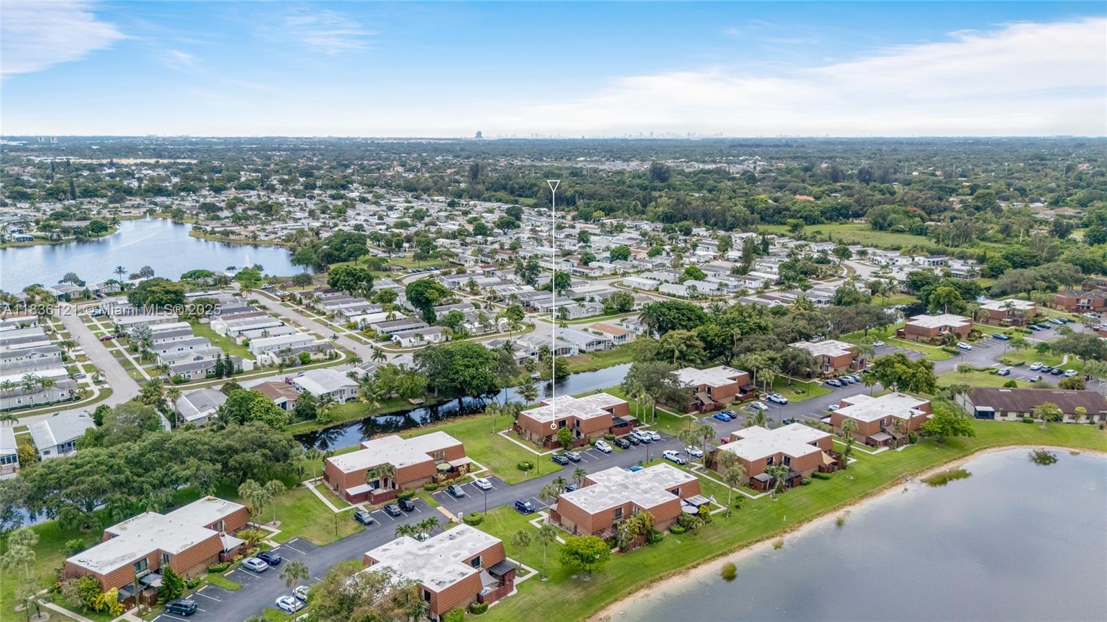 C H E ACRES - Residential