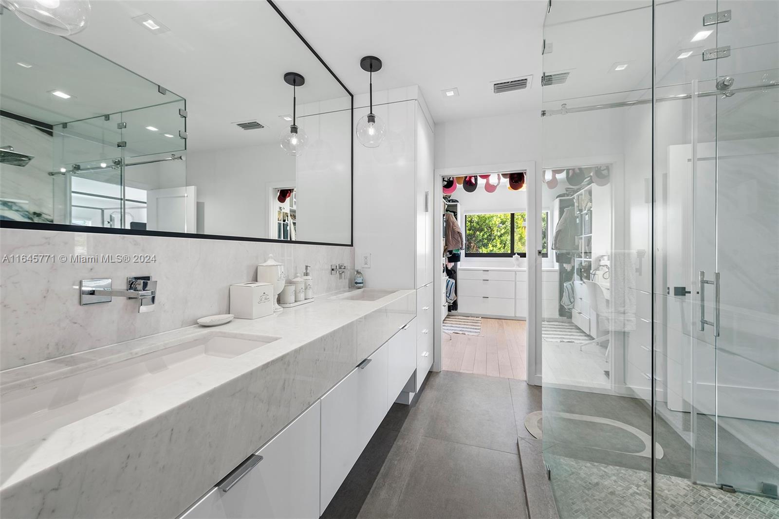 CORAL BAY SEC D - Residential