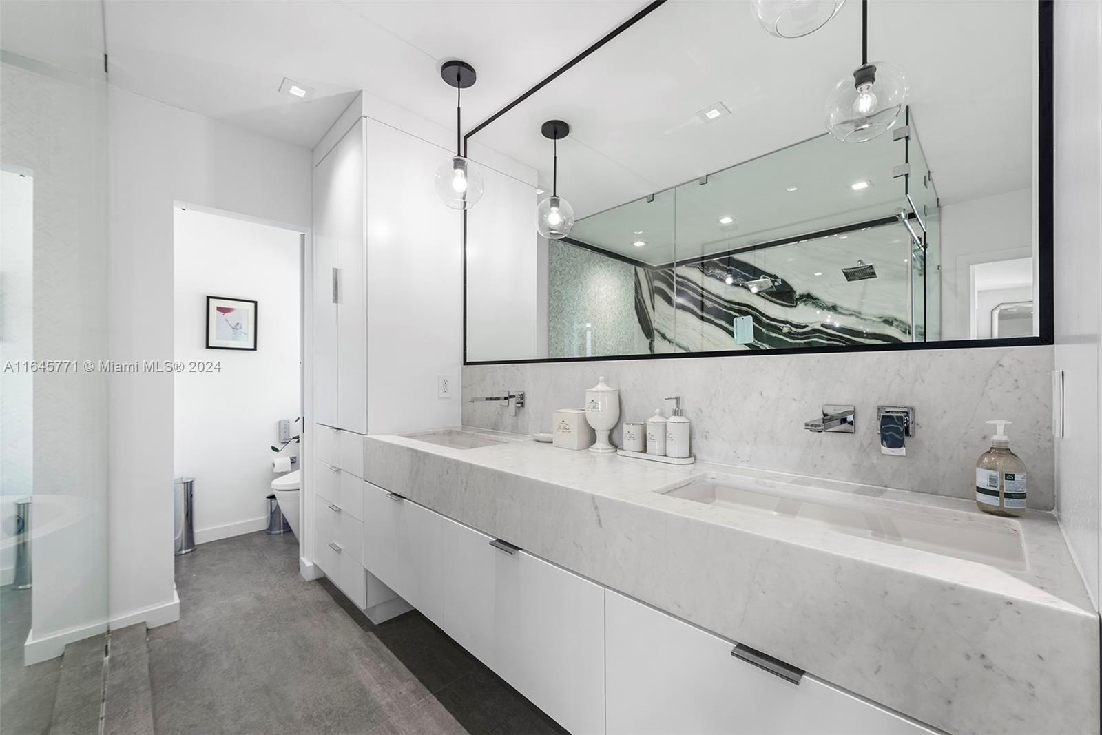 CORAL BAY SEC D - Residential