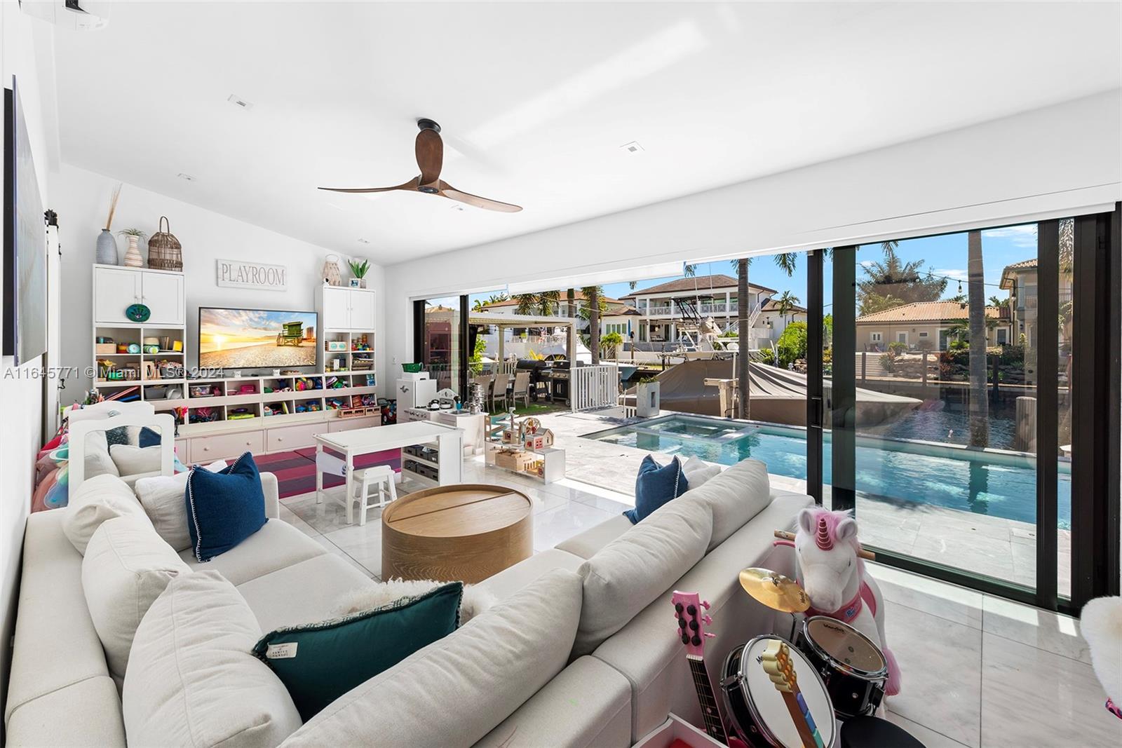 CORAL BAY SEC D - Residential