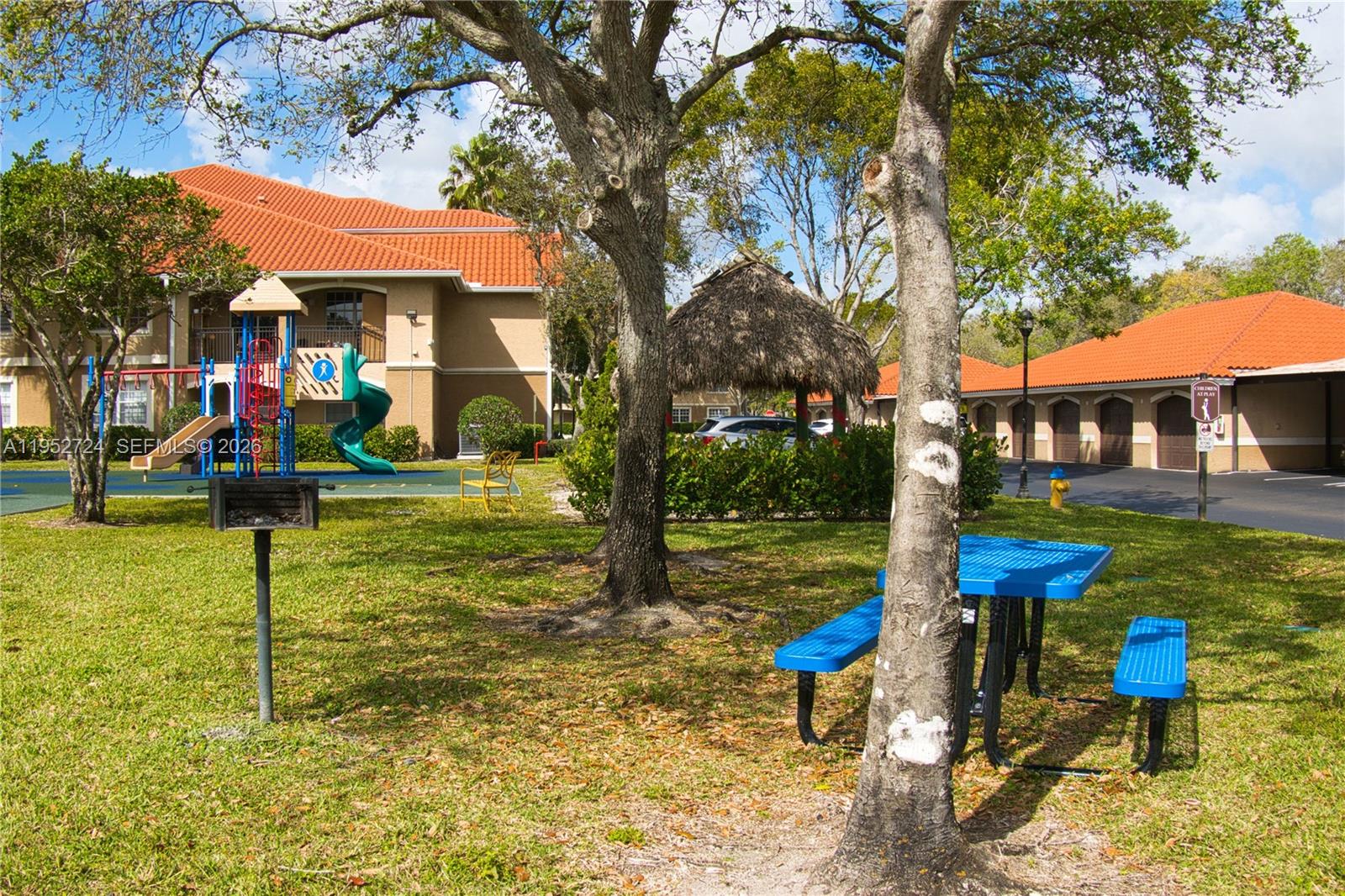 MARQUESA CONDO - Residential