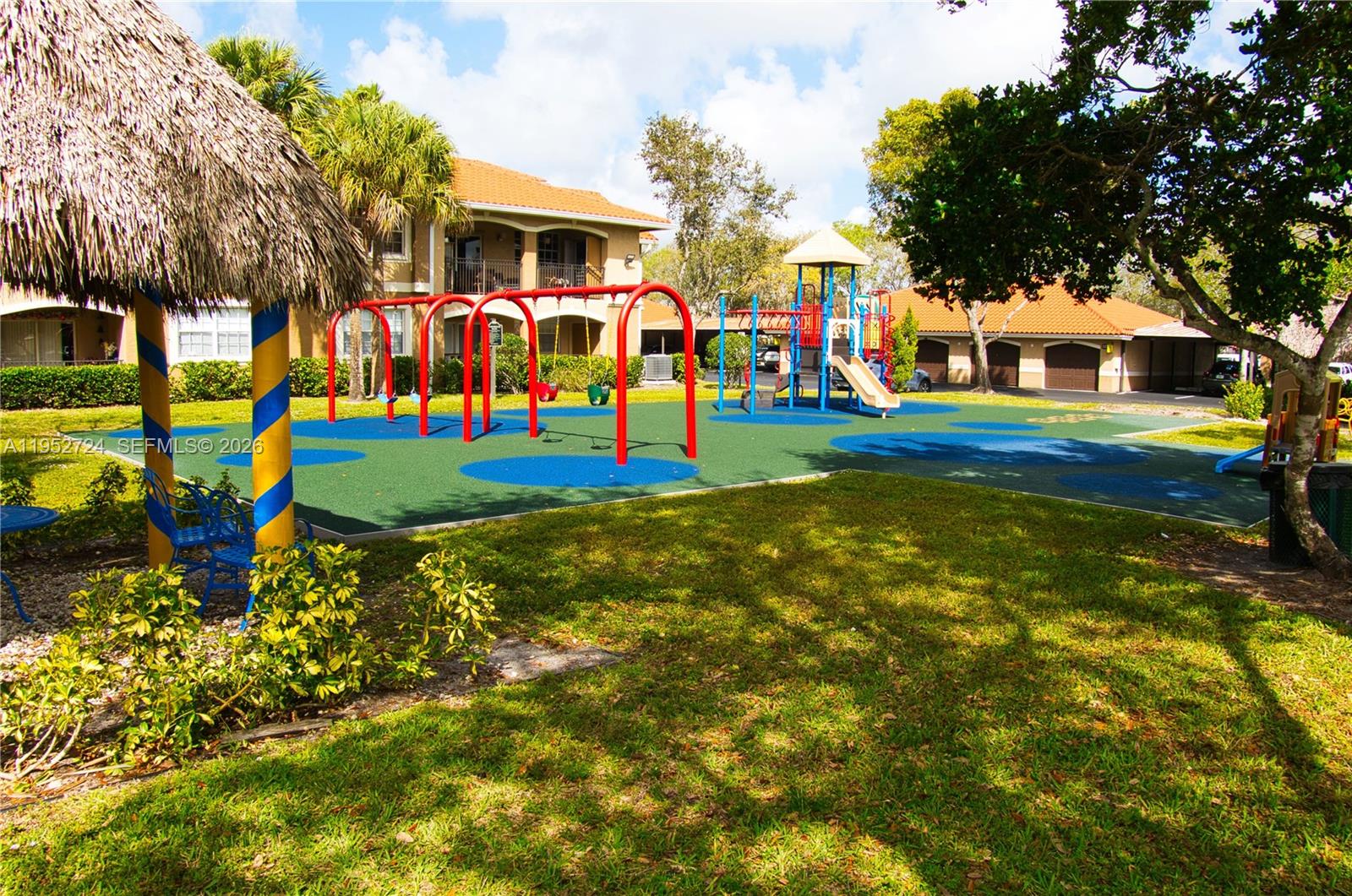 MARQUESA CONDO - Residential