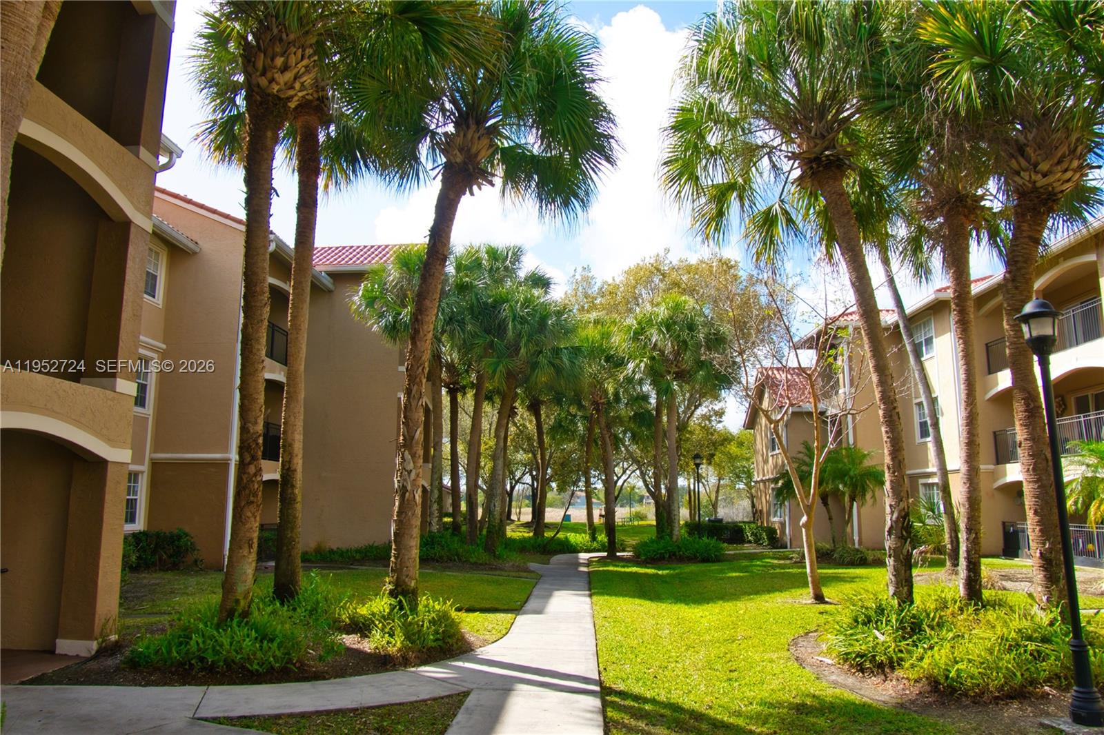 MARQUESA CONDO - Residential