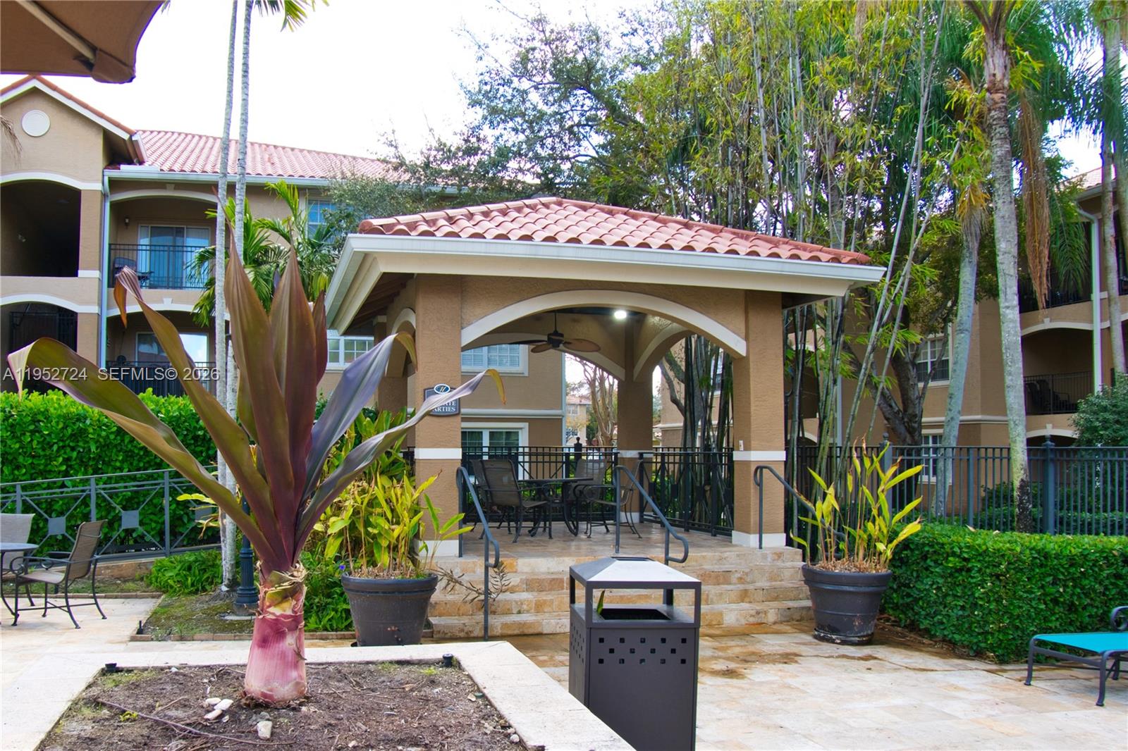 MARQUESA CONDO - Residential