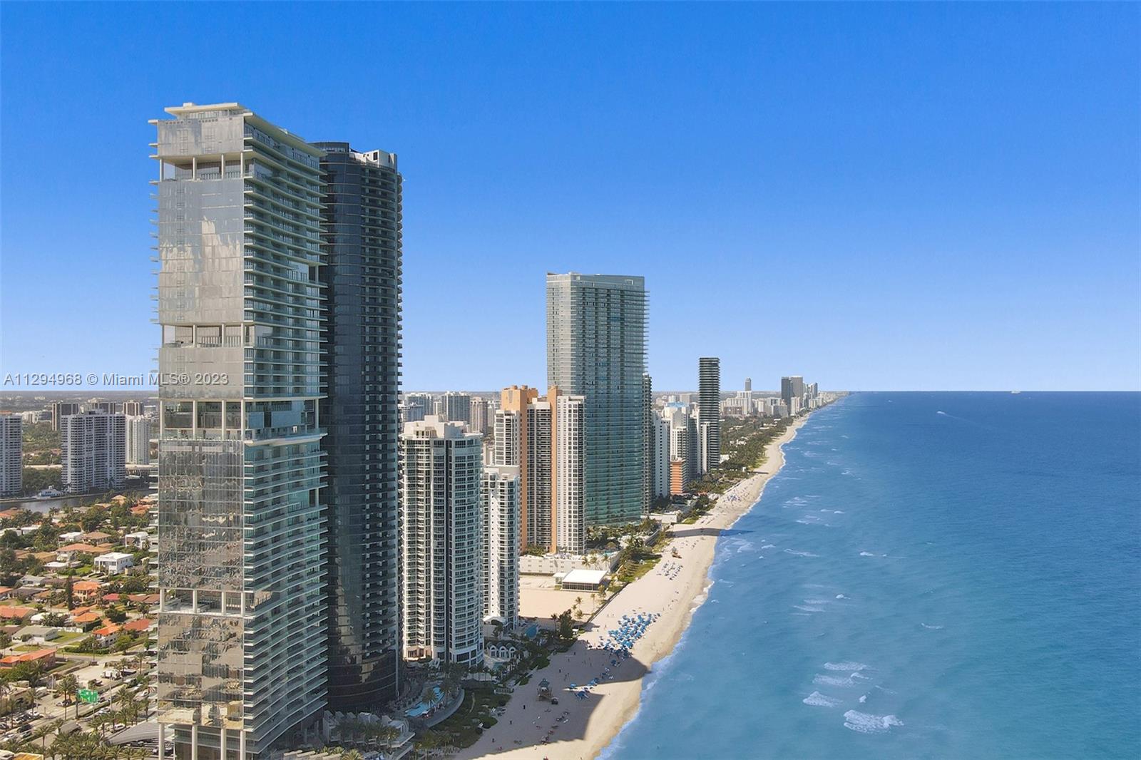 18555 COLLINS AVENUE COND - Residential