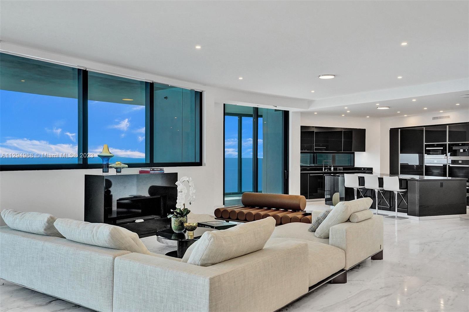 18555 COLLINS AVENUE COND - Residential