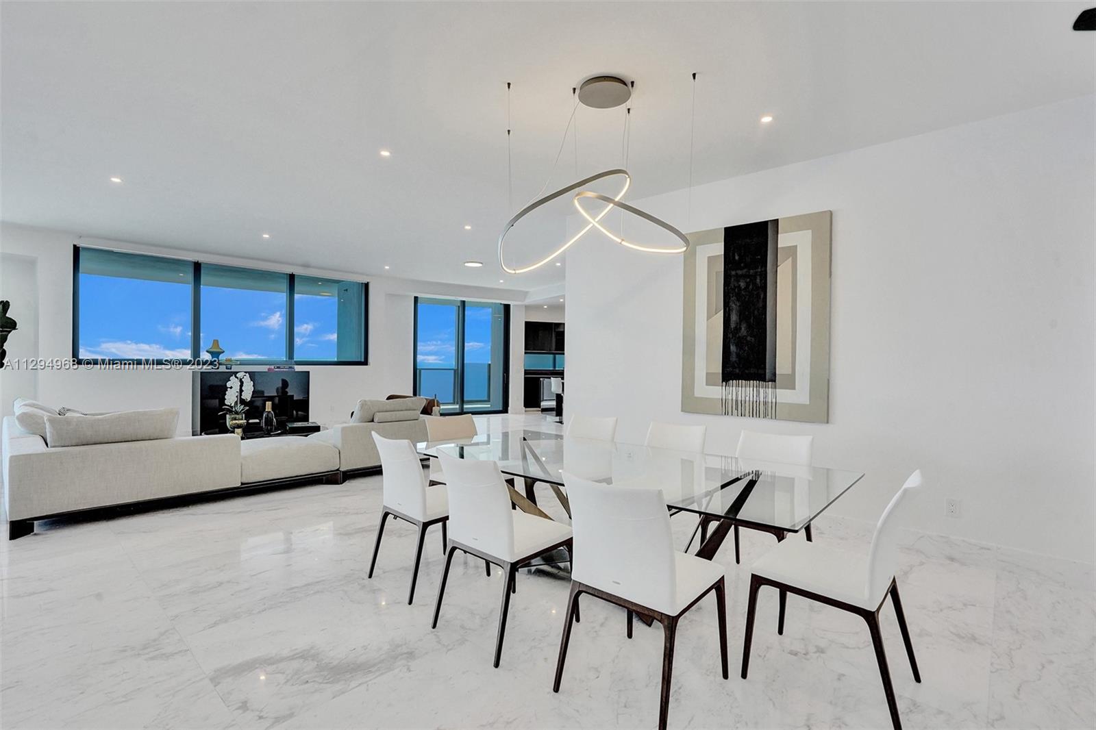 18555 COLLINS AVENUE COND - Residential