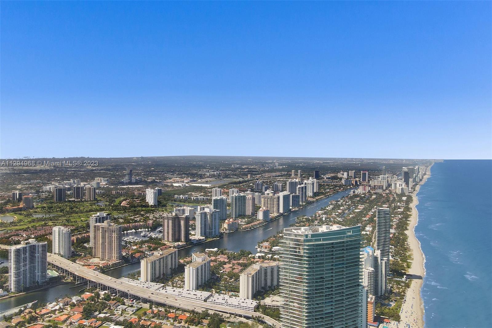 18555 COLLINS AVENUE COND - Residential