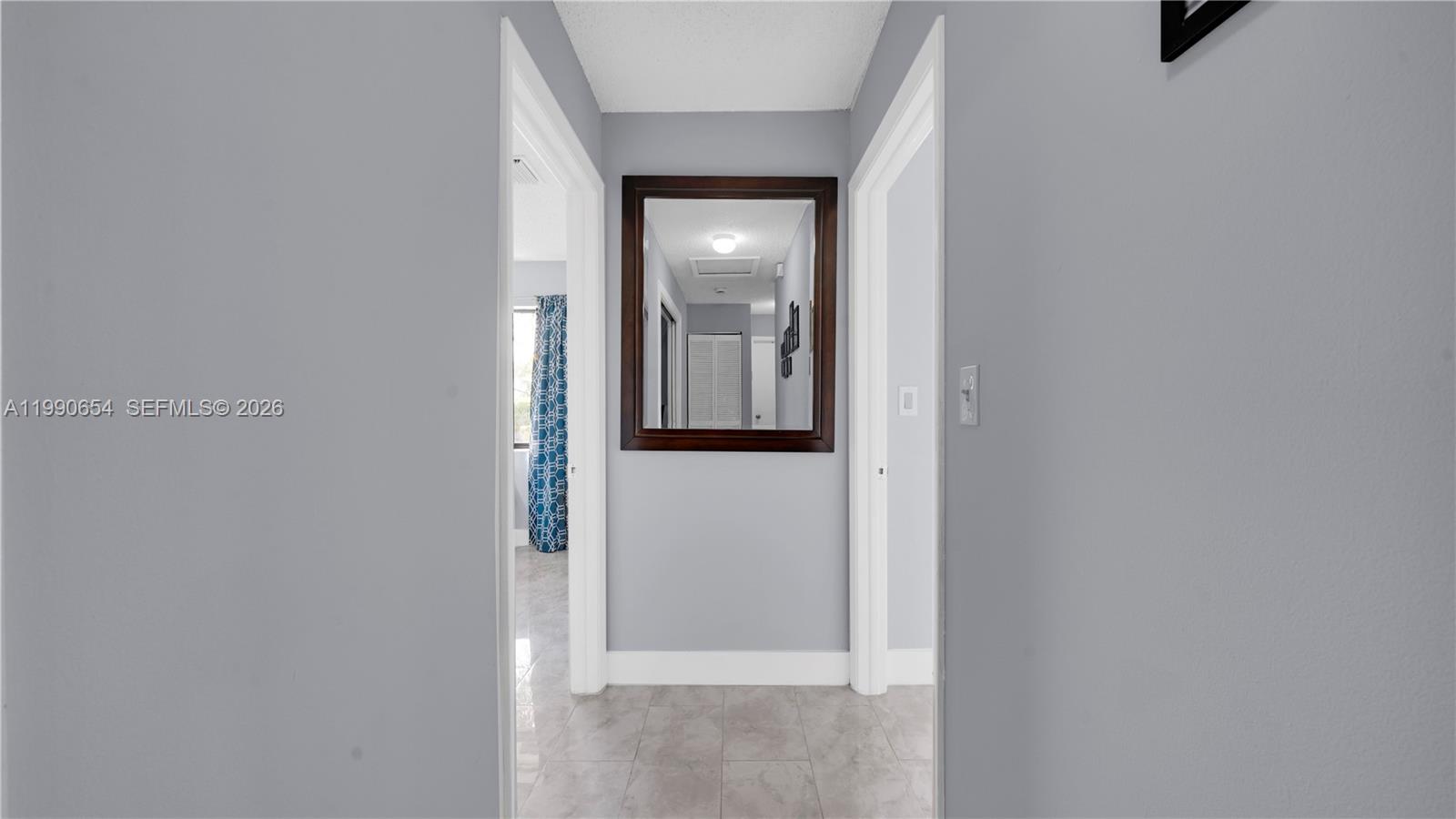 OAKWOOD AT THE HAMMOCKS - Residential