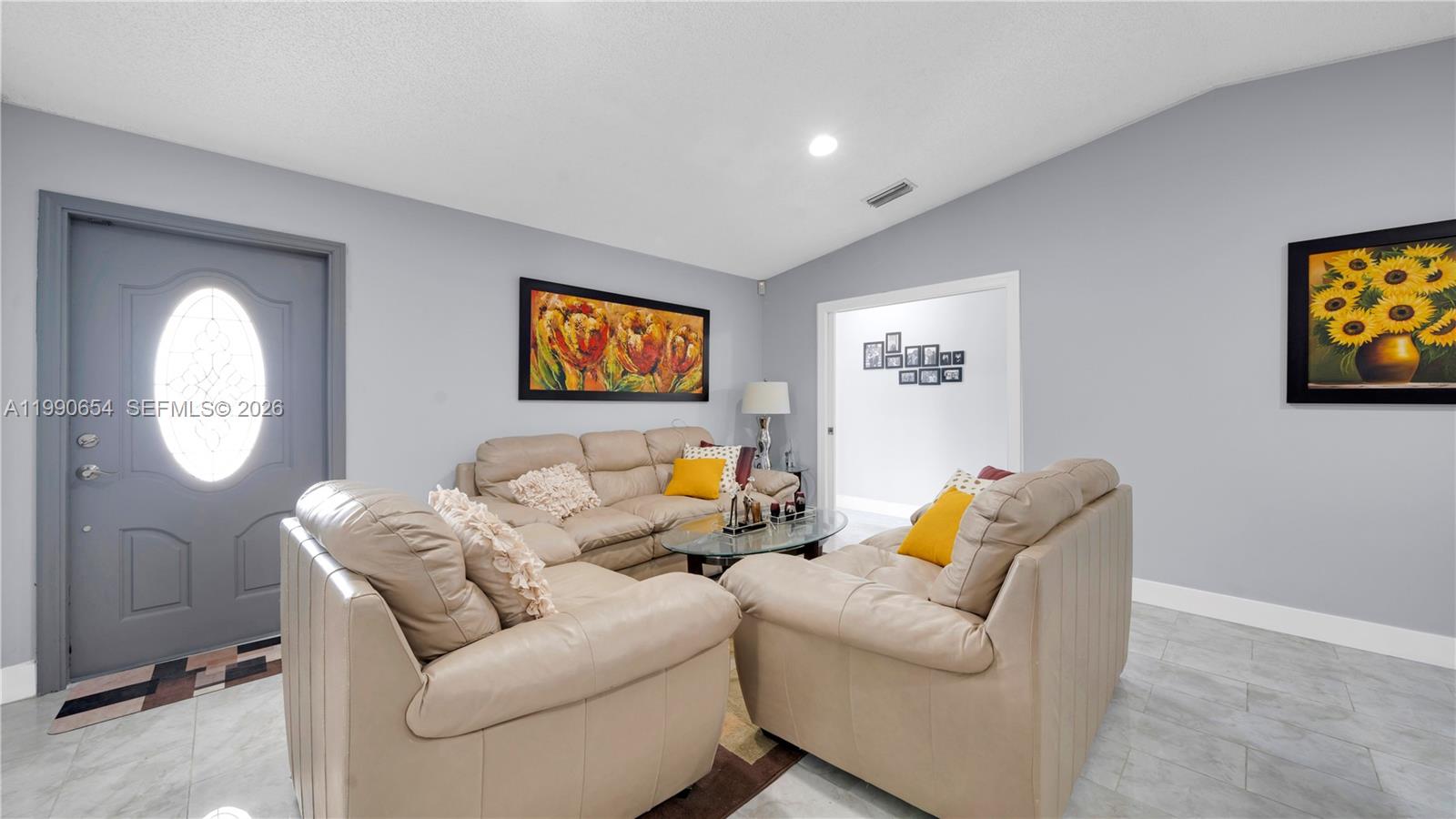 OAKWOOD AT THE HAMMOCKS - Residential