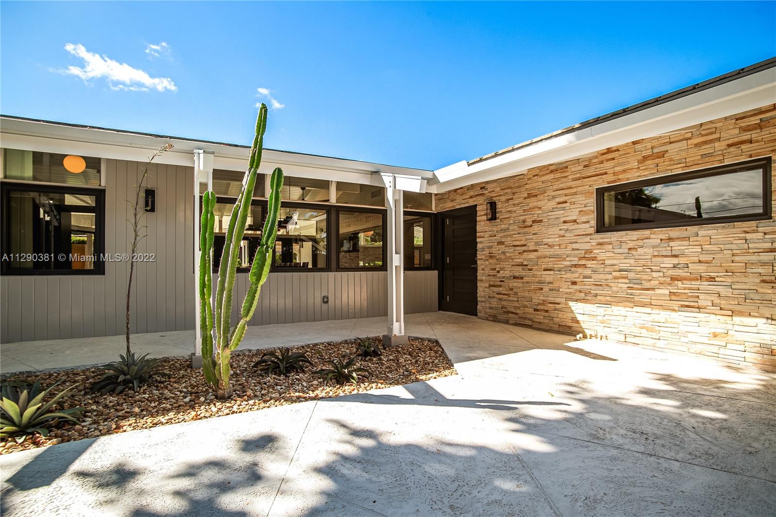 CORAL RIDGE - Residential