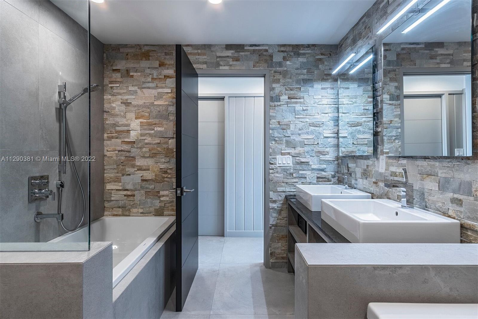 CORAL RIDGE - Residential