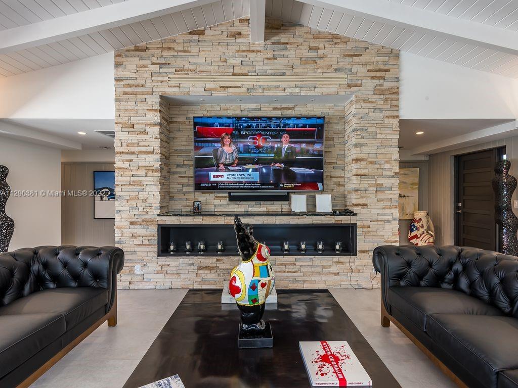 CORAL RIDGE - Residential