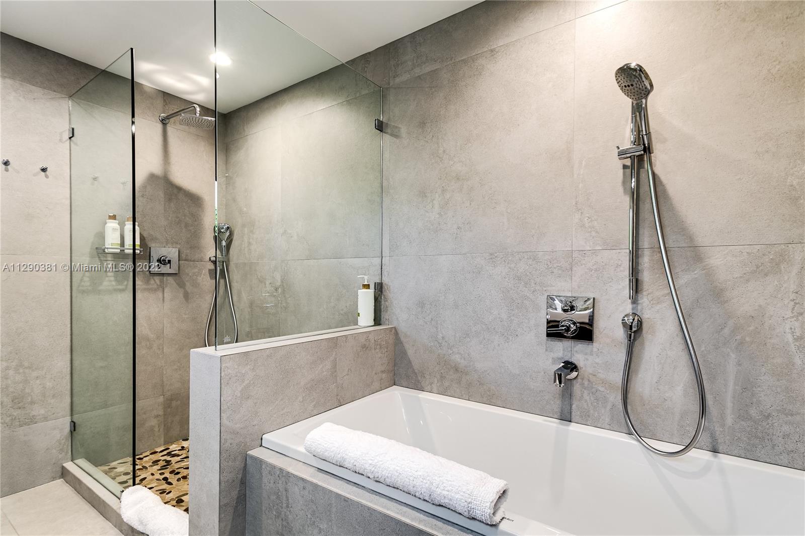 CORAL RIDGE - Residential