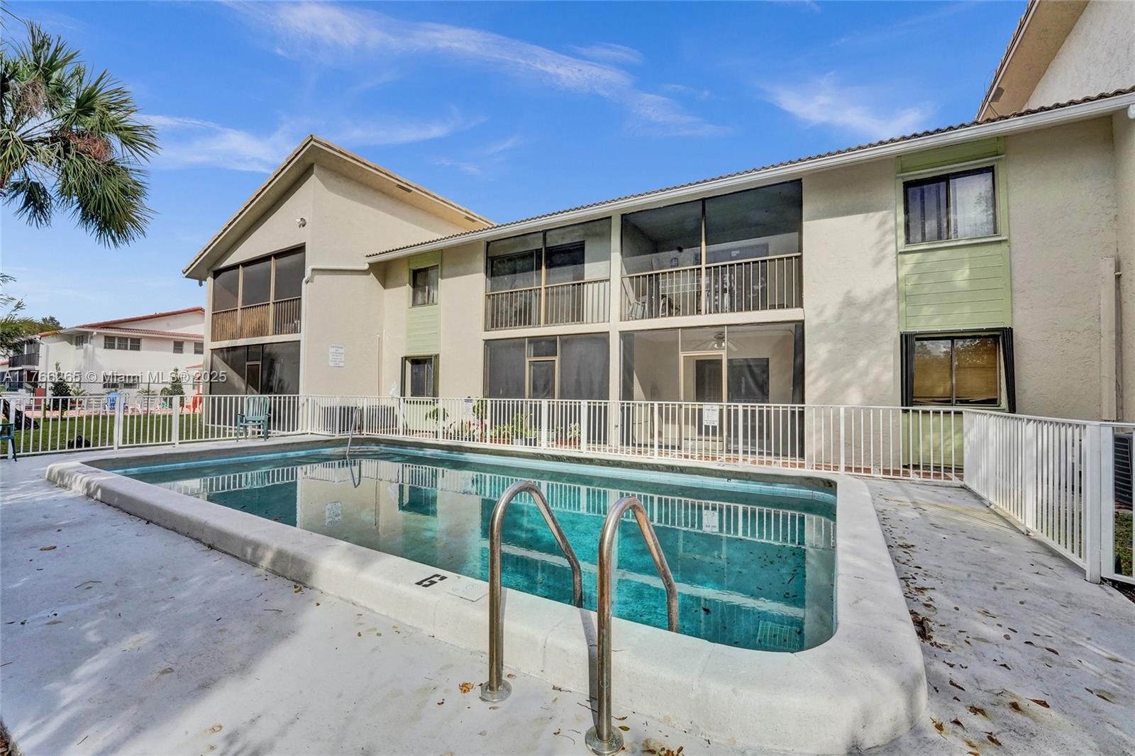 CEDAR BREEZE CONDO - Residential