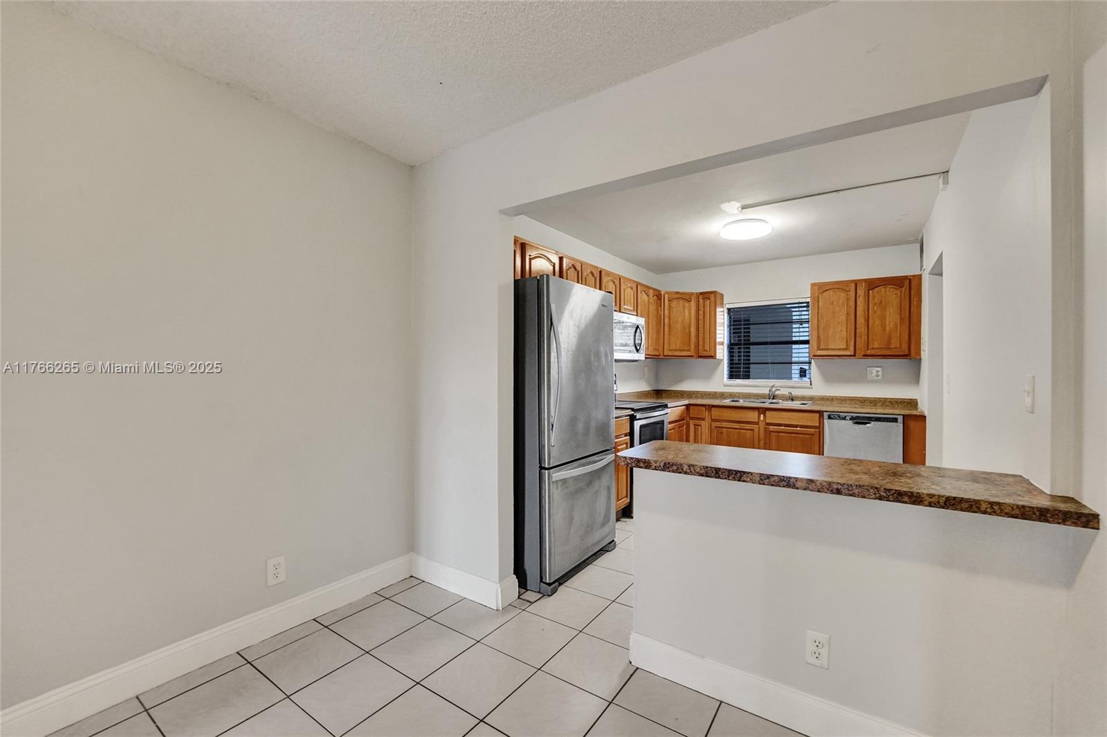 CEDAR BREEZE CONDO - Residential