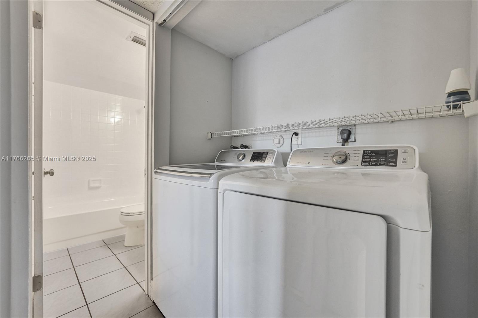 CEDAR BREEZE CONDO - Residential