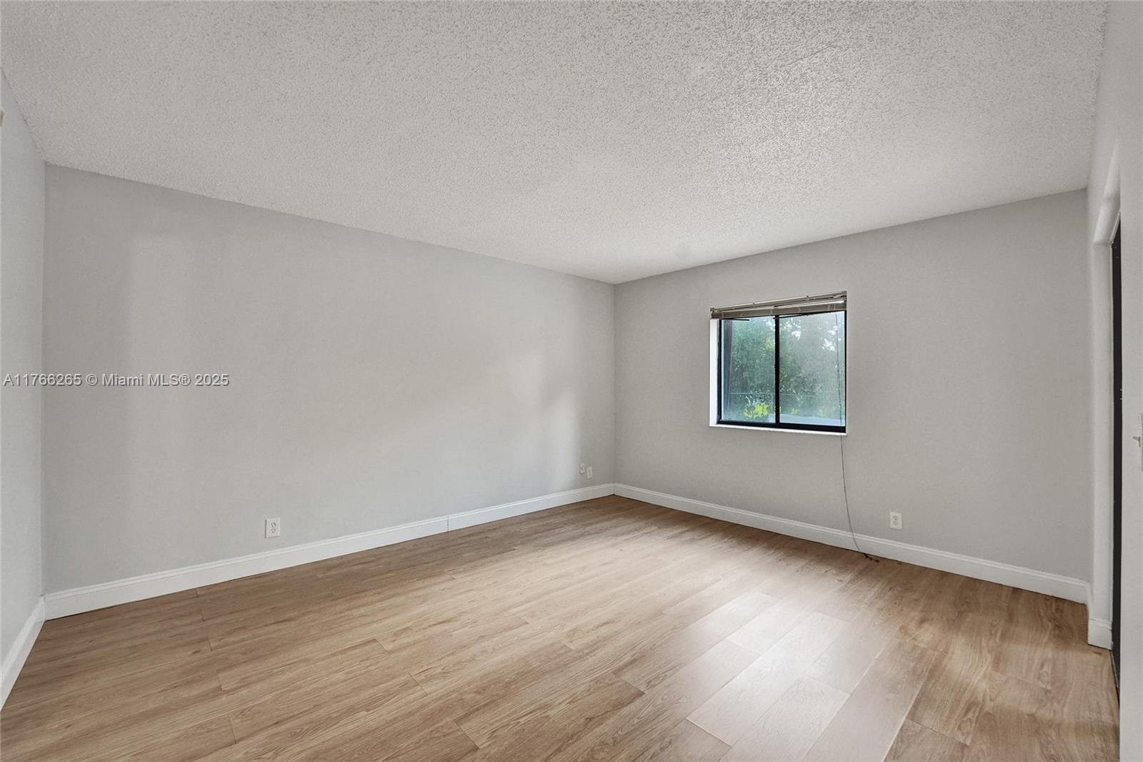 CEDAR BREEZE CONDO - Residential