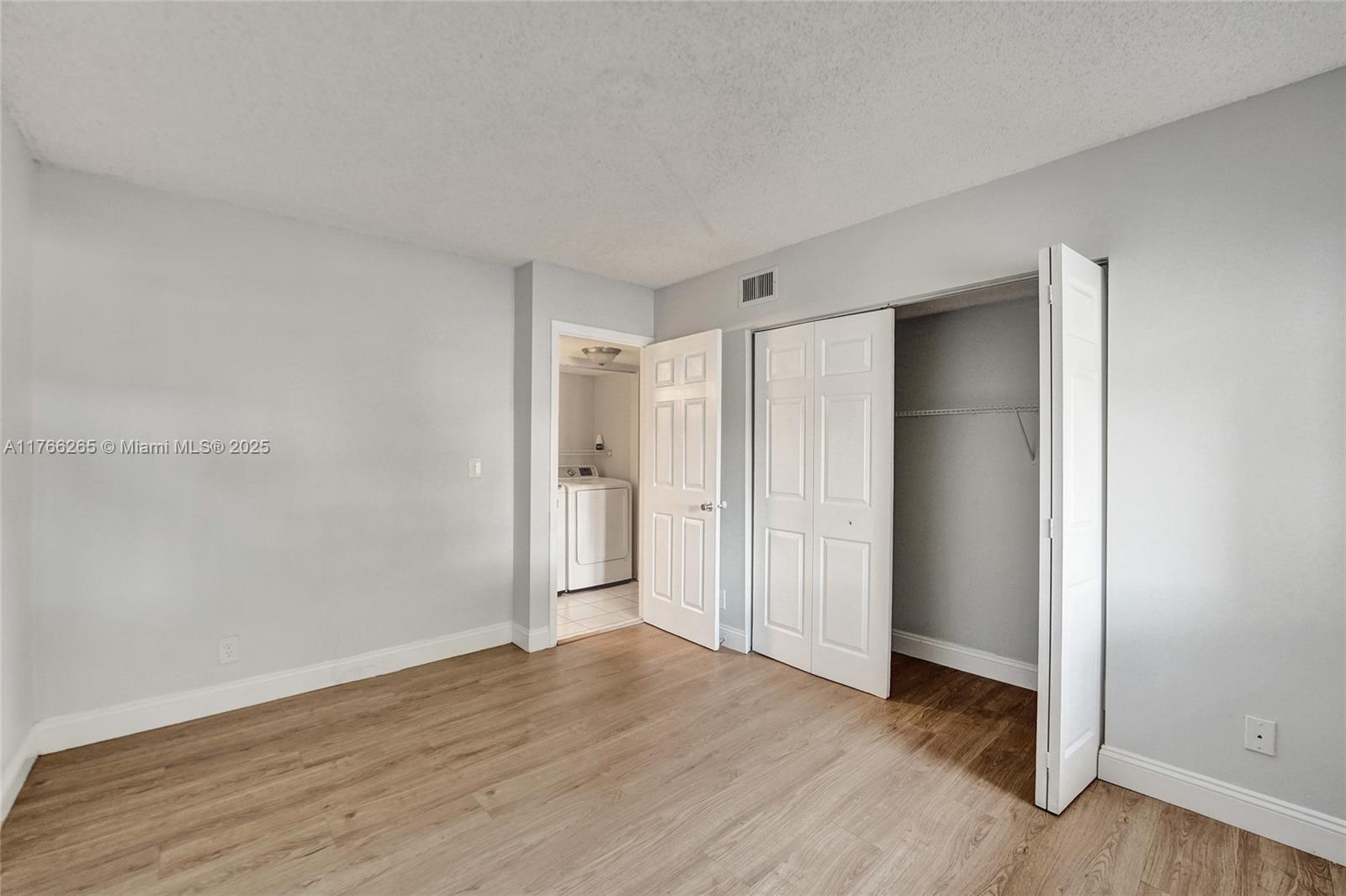 CEDAR BREEZE CONDO - Residential