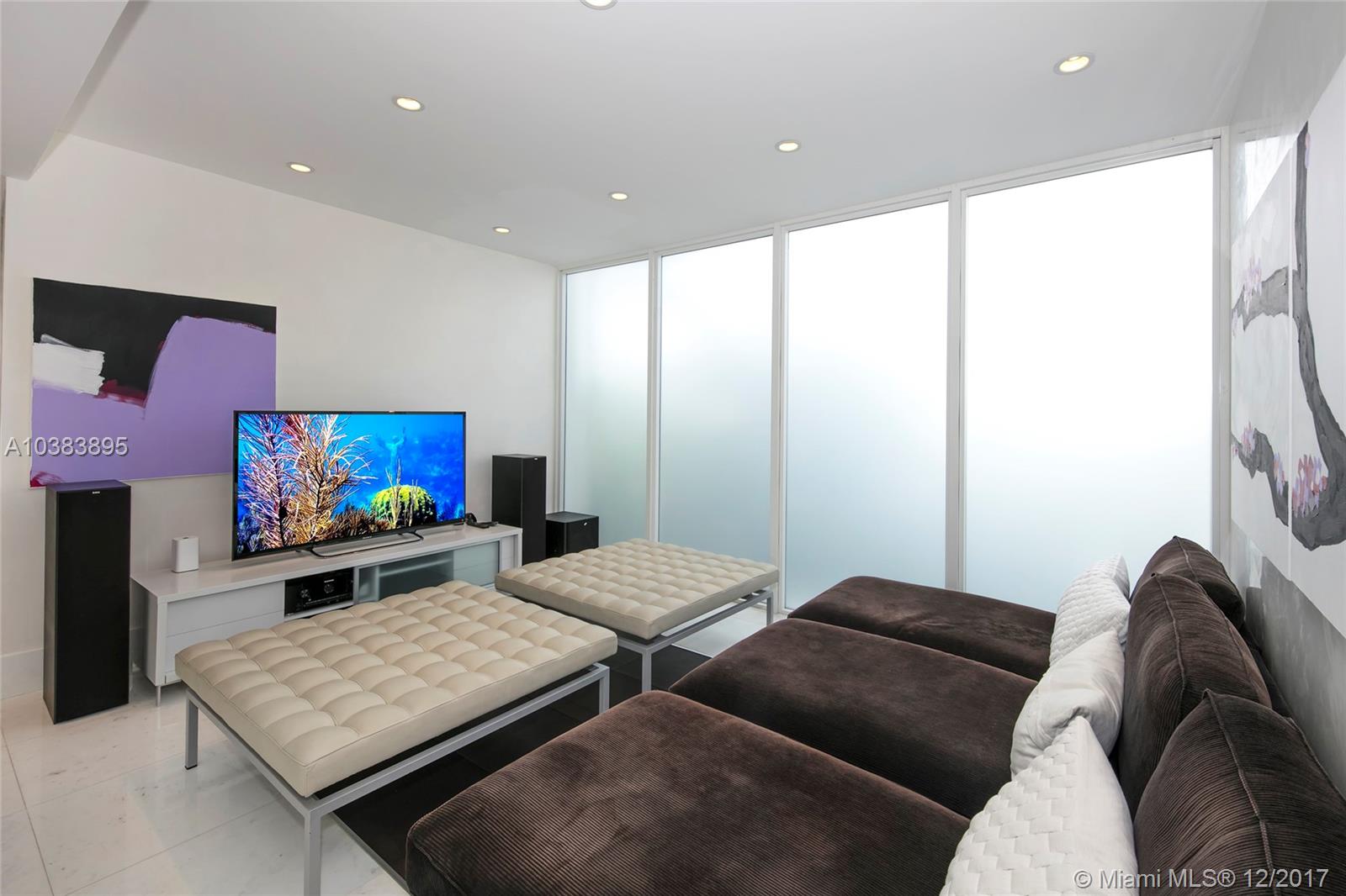 SAN MARINO ISLAND - Residential