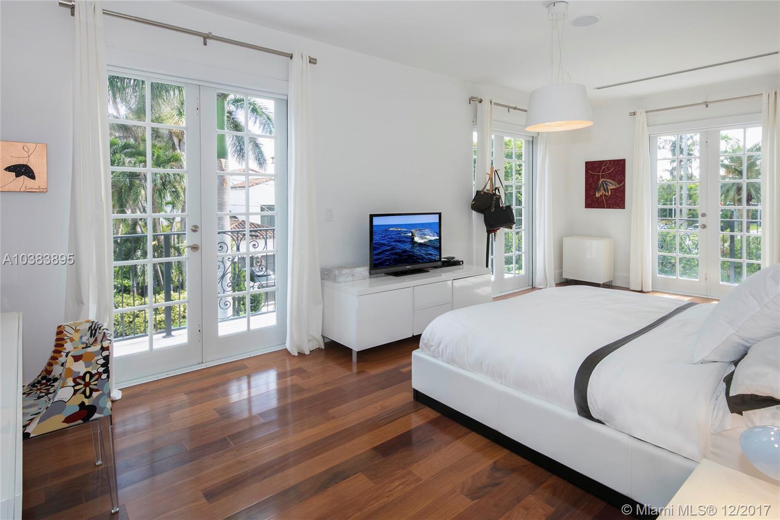 SAN MARINO ISLAND - Residential