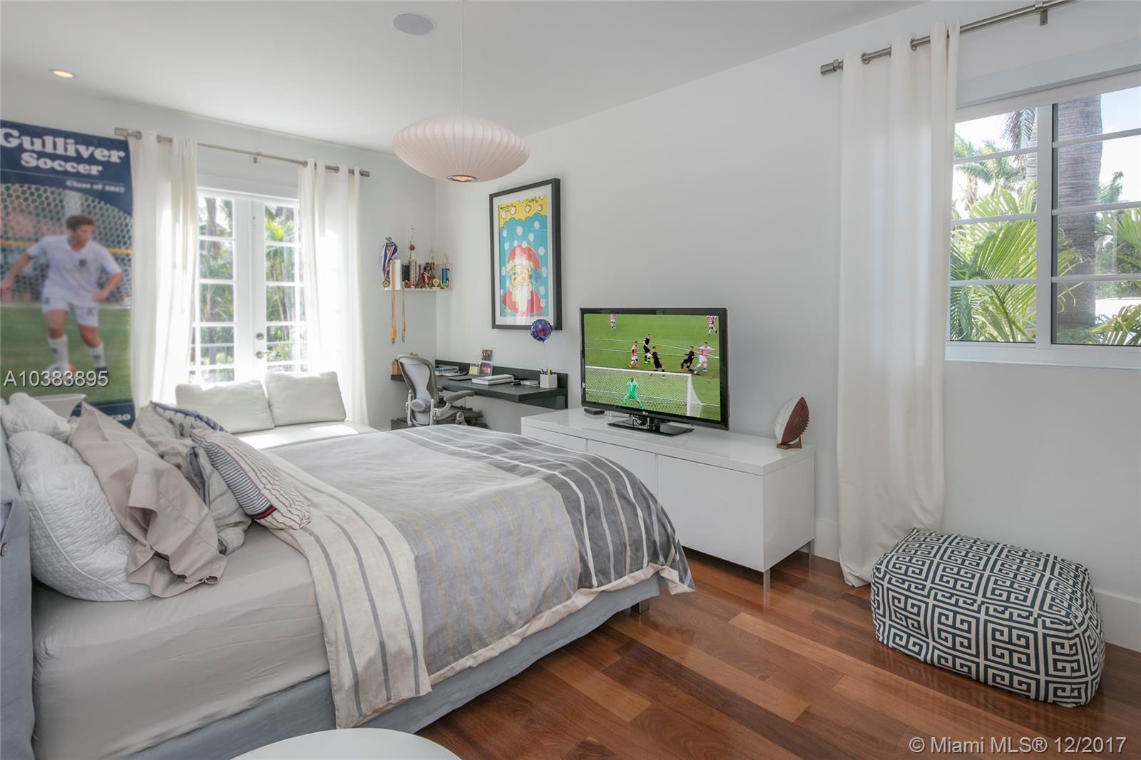 SAN MARINO ISLAND - Residential