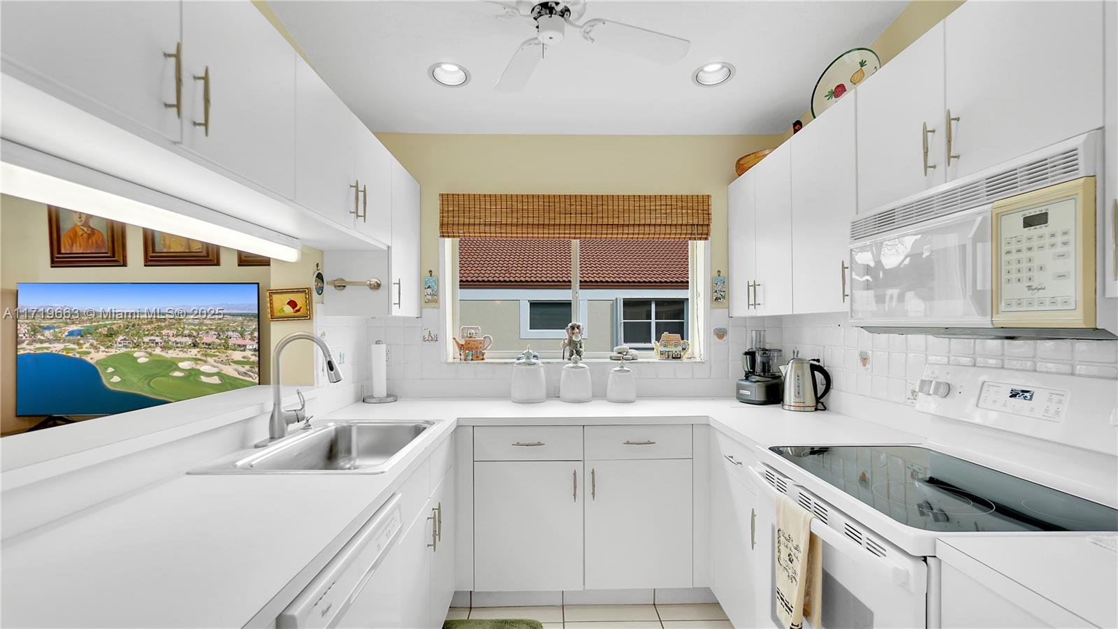 WATERWAYS AT DELRAY PH 3 - Residential Lease