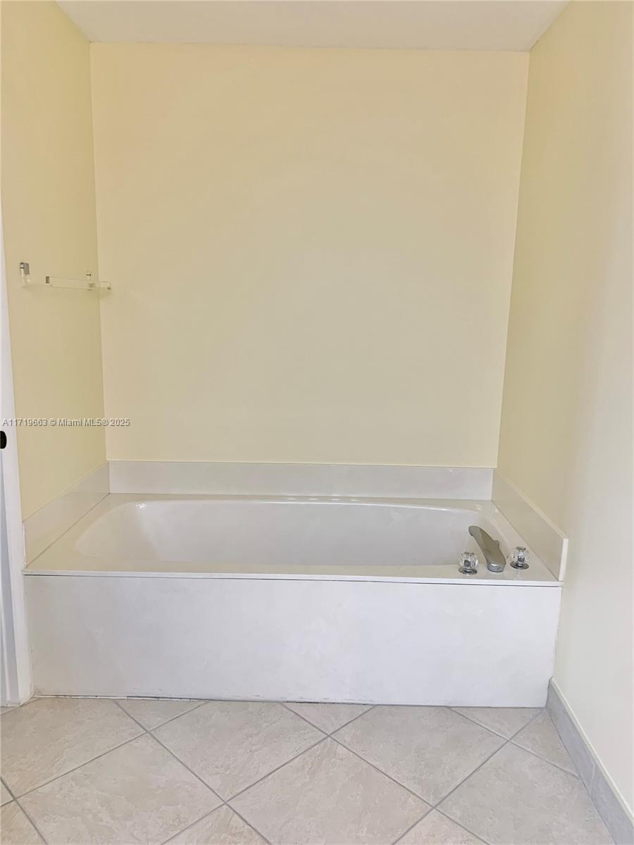 WATERWAYS AT DELRAY PH 3 - Residential Lease