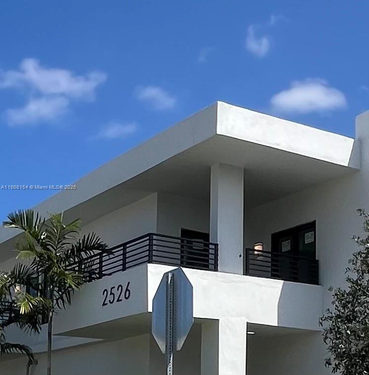 2511 Pierce Street 12