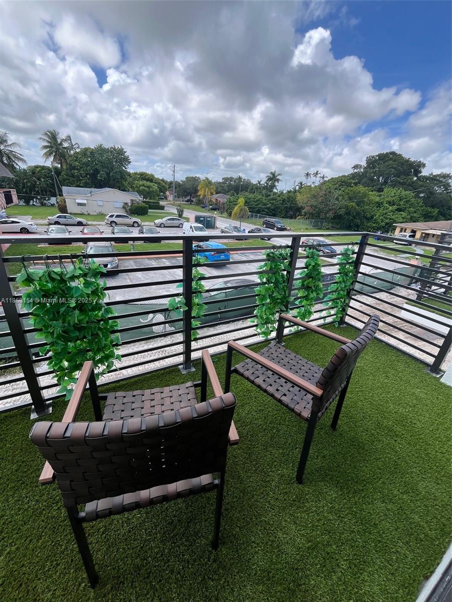 Hollytown - Residential