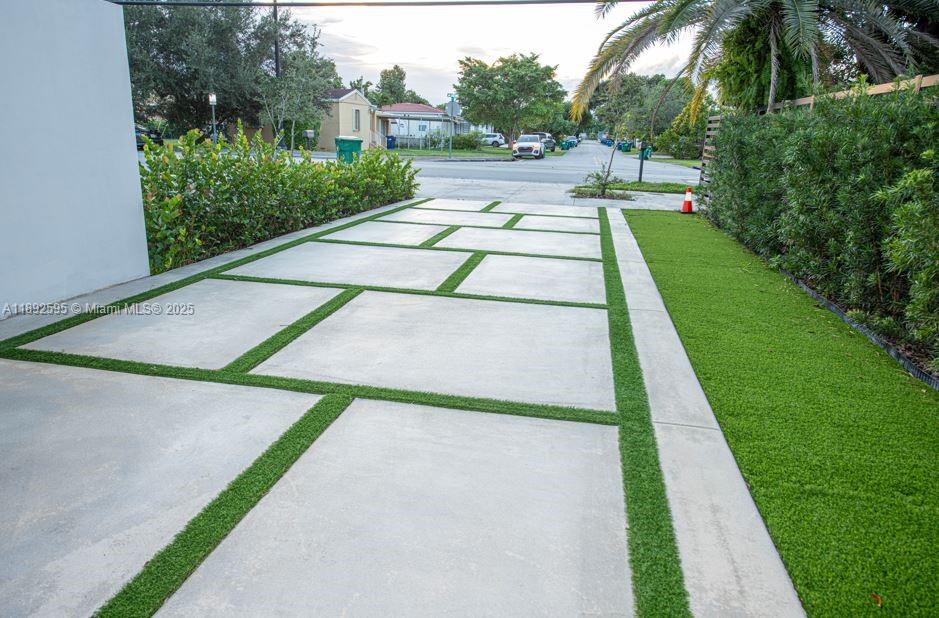 CORAL WAY PARK SEC B - Residential