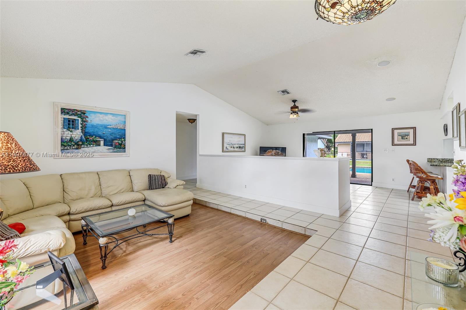 CYPRESS RUN - Residential