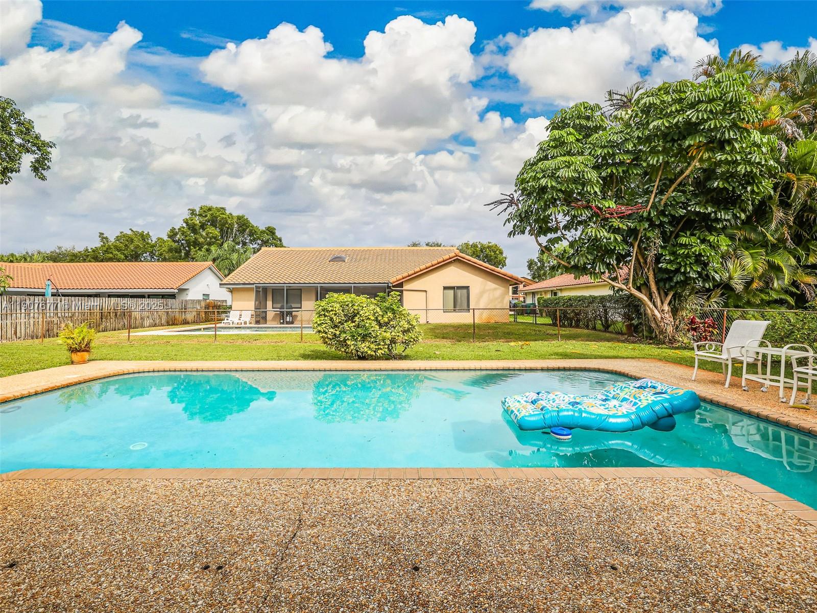 CYPRESS RUN - Residential