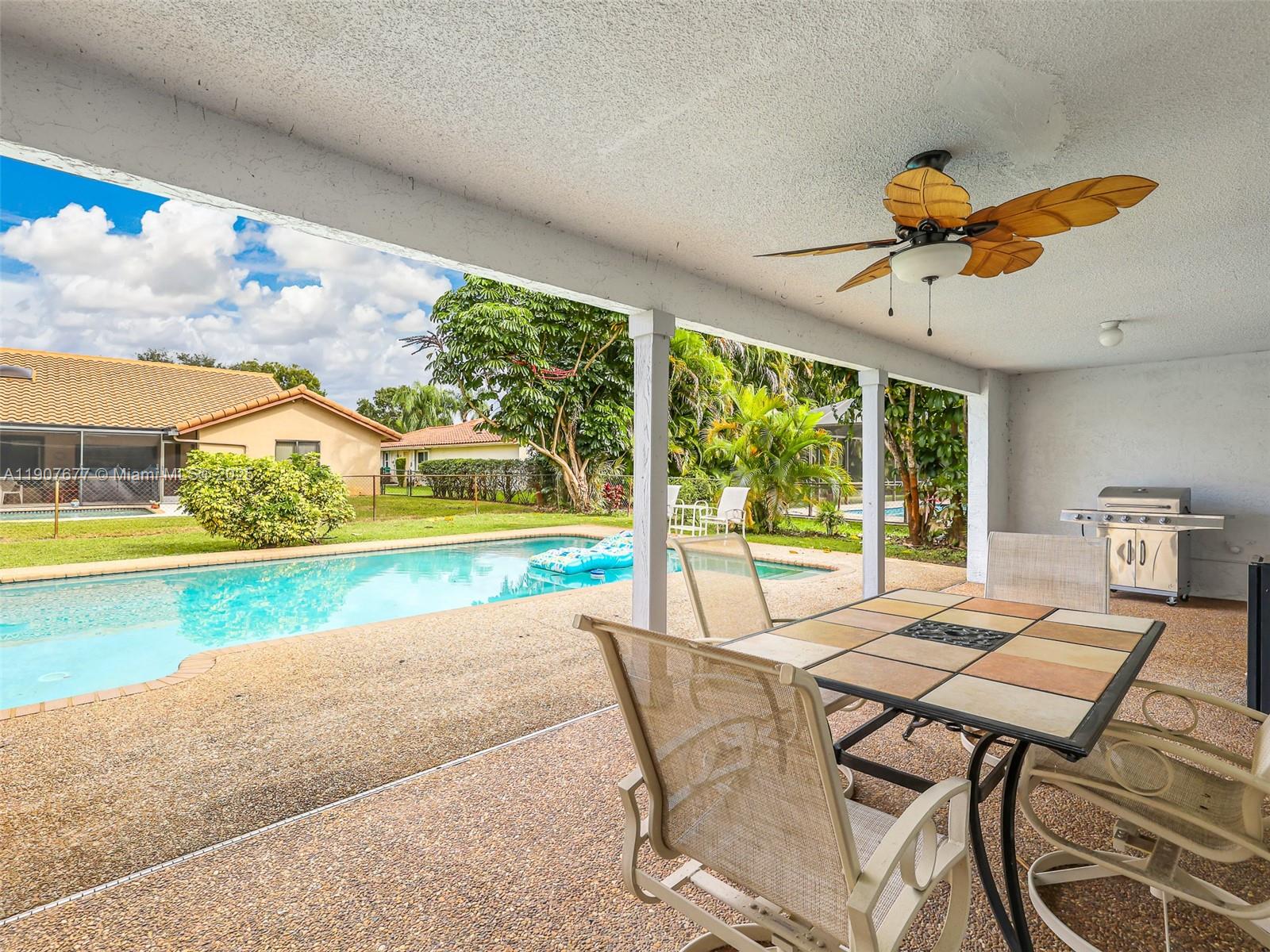 CYPRESS RUN - Residential