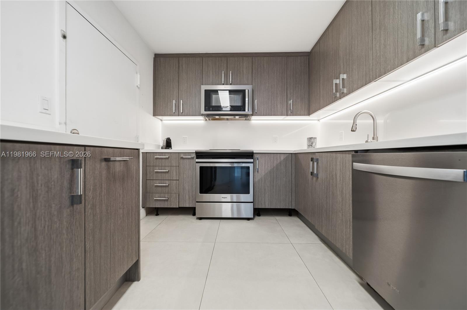 ROYAL EMBASSY CONDO - Residential