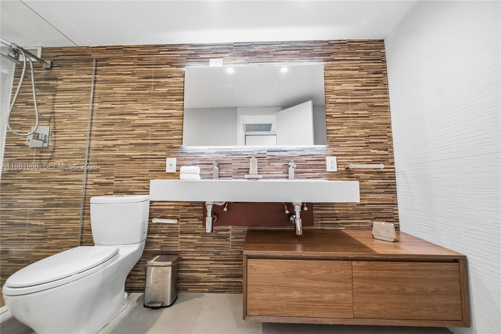 ROYAL EMBASSY CONDO - Residential