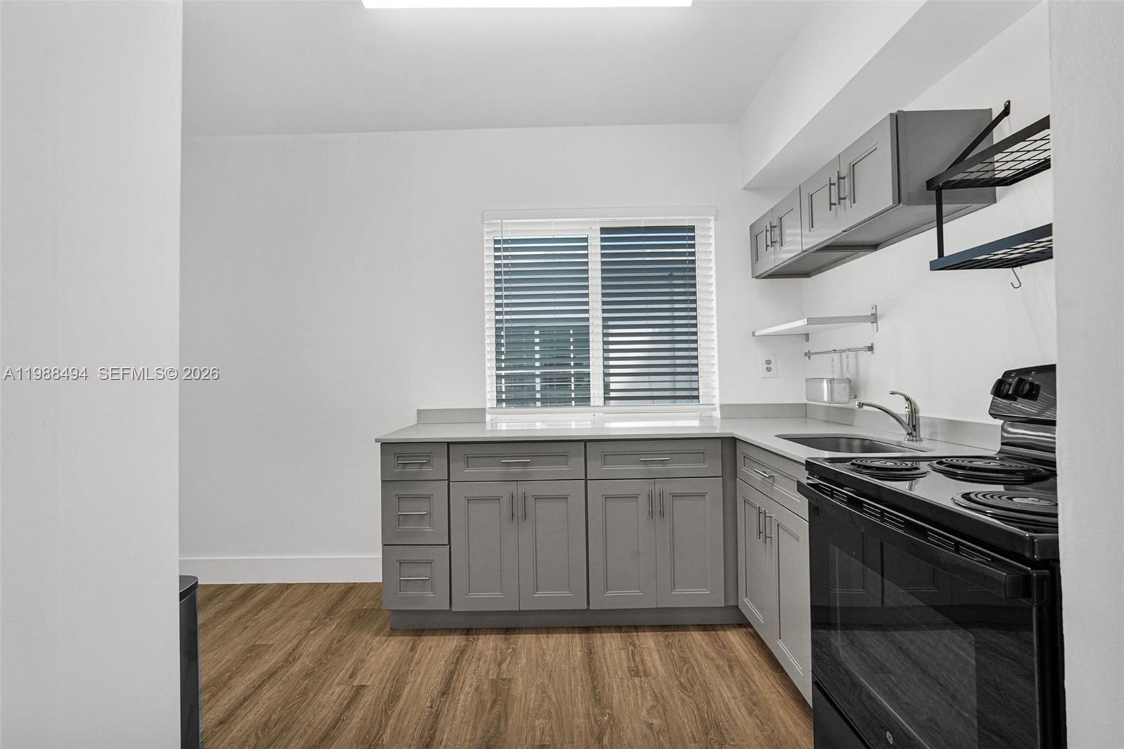 ALTOS DEL MAR NO 3 - Residential Lease