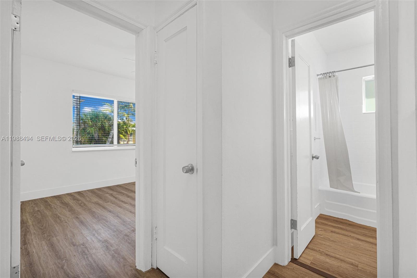 ALTOS DEL MAR NO 3 - Residential Lease