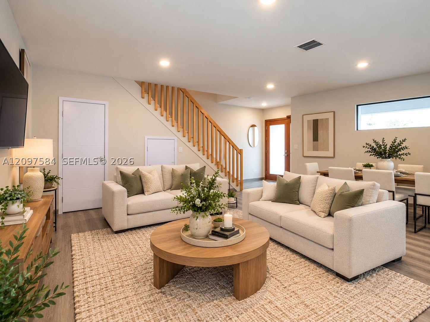 916 NW 8th St 1, Florida City, FL, 33034/$379,900 1 916 NW 8th St 1