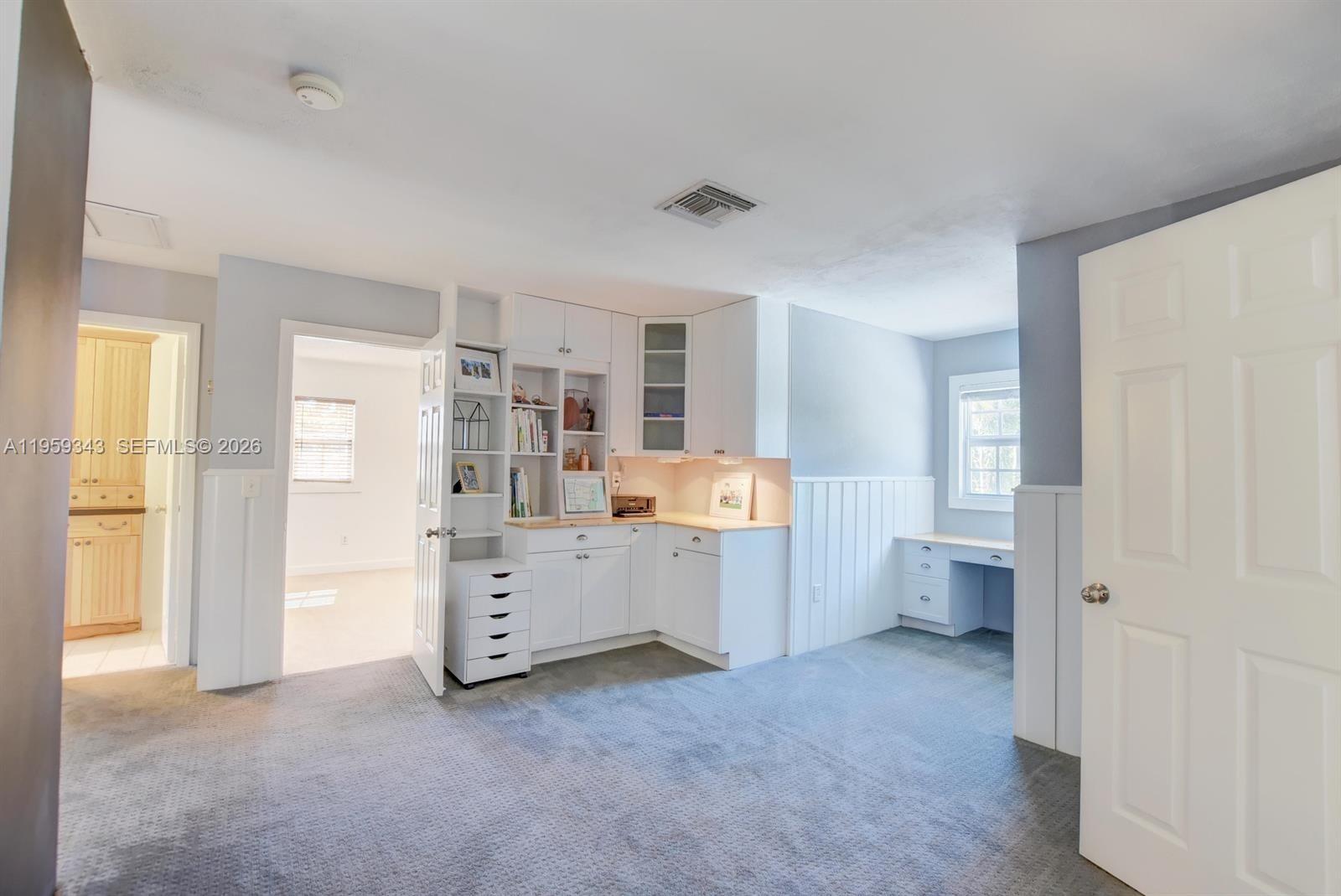 PALM BEACH FARMS CO 10 - Residential