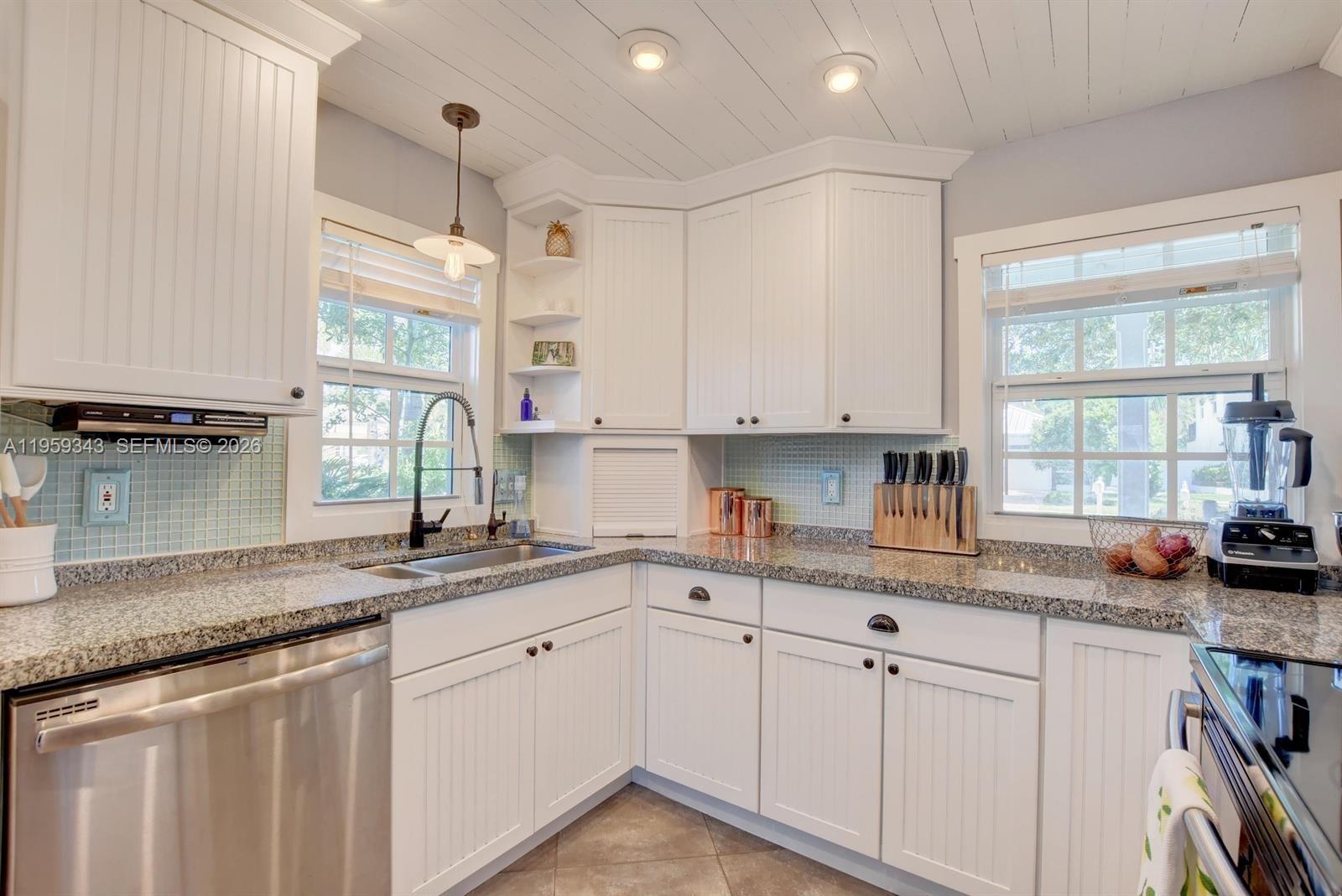 PALM BEACH FARMS CO 10 - Residential