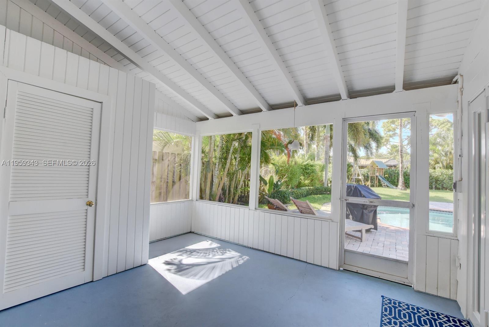 PALM BEACH FARMS CO 10 - Residential