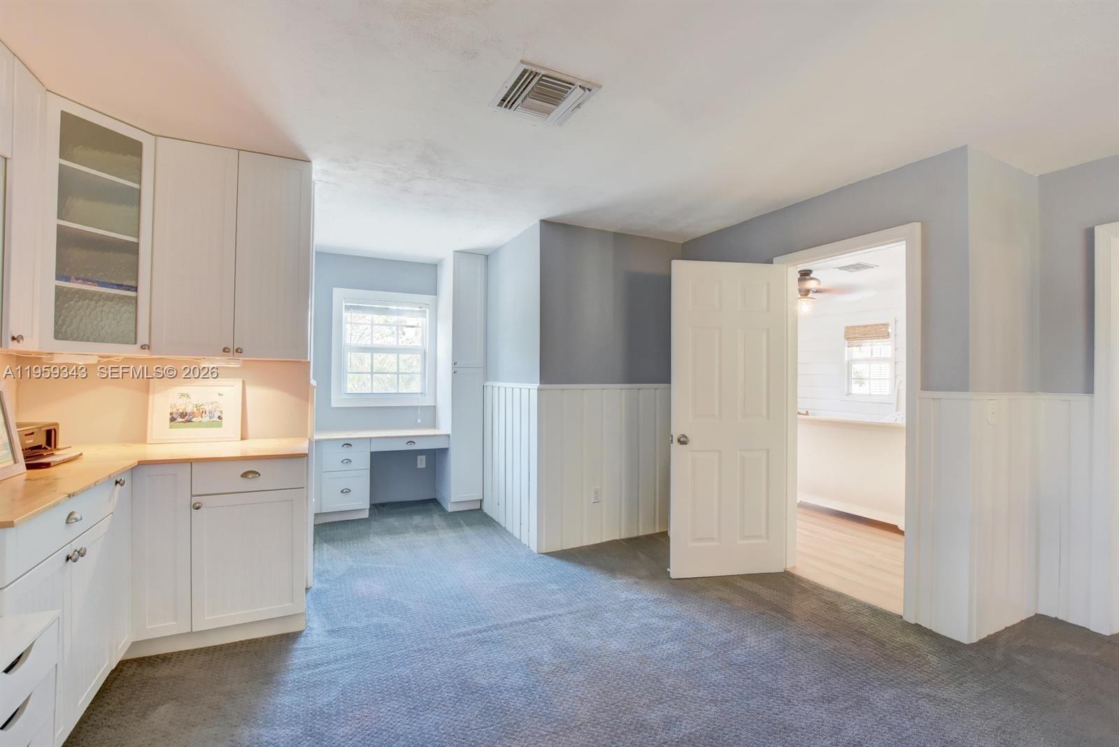 PALM BEACH FARMS CO 10 - Residential