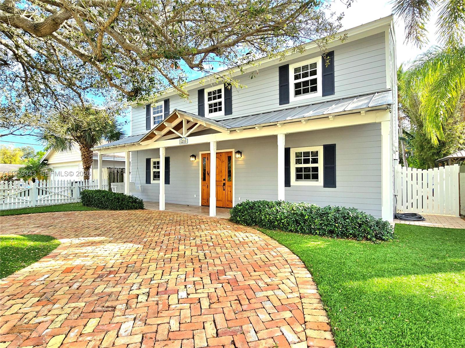 PALM BEACH FARMS CO 10 - Residential