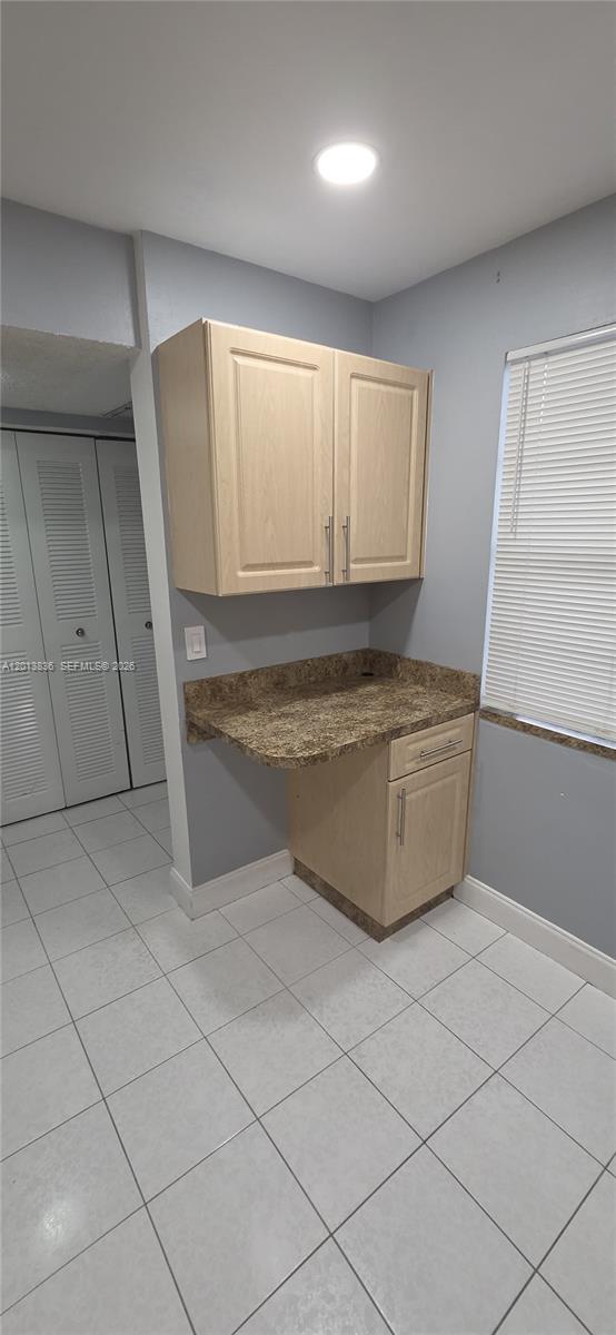 PALM VILLAGE CONDO - Residential Lease
