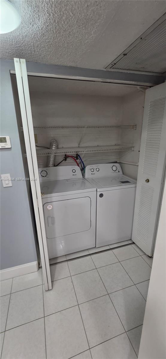 PALM VILLAGE CONDO - Residential Lease