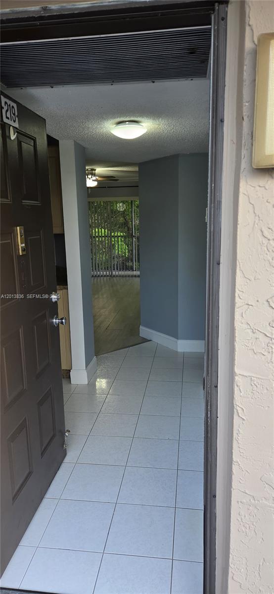PALM VILLAGE CONDO - Residential Lease