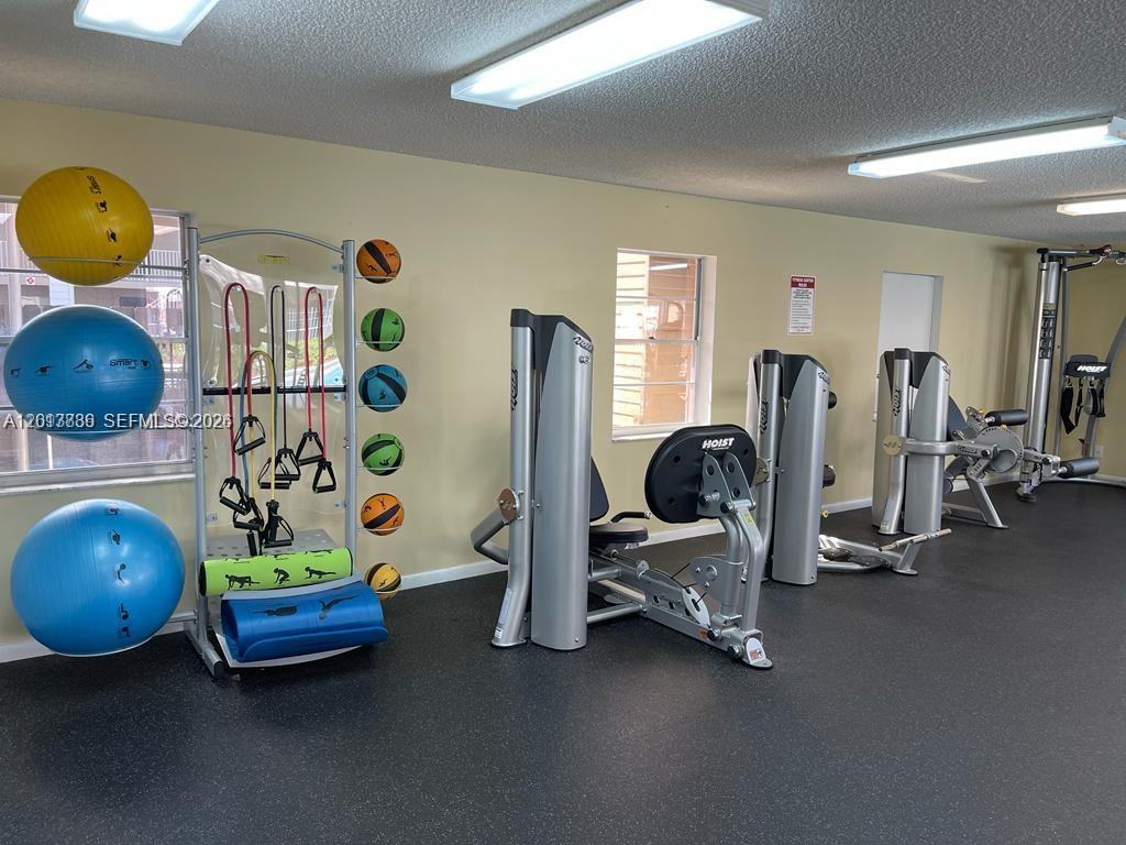 PALM VILLAGE CONDO - Residential Lease